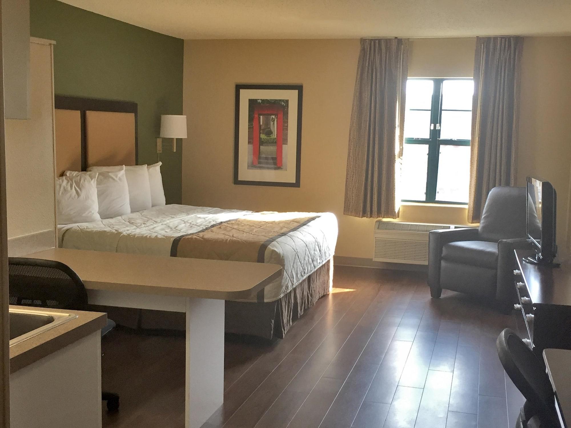 เอ็กซ์เทนด์ สเตย์ อเมริกา ดีทรอยต์ เมดิสัน ไฮต์ Hotel เมดิสัน ไฮท์ส ภายนอก รูปภาพ